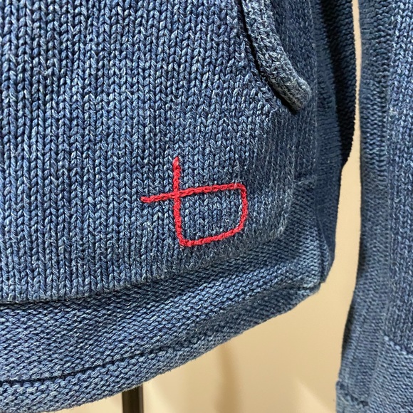 Gap RED sweatshirt - Picture 2 of 4